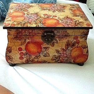 Vintage Recipe Box